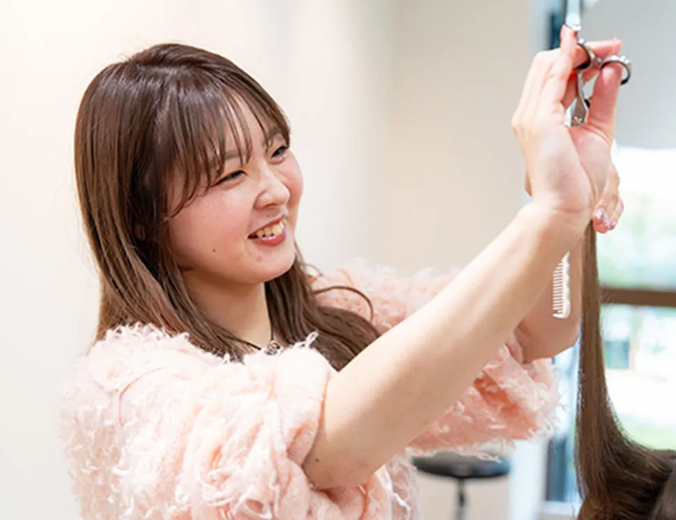 仕事もプライベートも私らしく。働きやすい職場で叶える夢の美容師ライフ